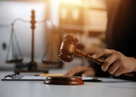 صدور حکم قطعی مشاور وزیر پیشین راه/وضعیت پرونده‌های شبنم نعمت‌زاده و بانک آینده/بازداشت ۷ نفر از عوامل یک برنامه‌