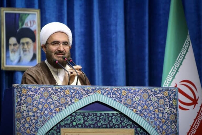 حاج علی اکبری: بحران کم‌آبی، پیام‌ جدی برای مسئولان دارد/فرهنگ بسیجی، گره‌گشای مشکلات کشور است