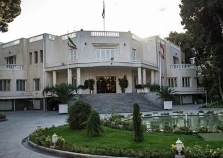 در آخرین حیاط دولت در آبان ماه چه گذشت؟/ توضیحات جدید وزیر نفت درباره نفتکش توقیف شده توسط سپاه؛ محموله متعلق به بانک صنعت و معدن بود