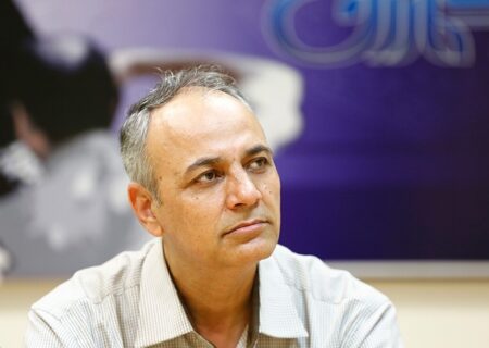 زیدآبادی: فساد افسارگسیخته‌ که در برخی دستگاه ها رواج یافته، سخن های ما را به امری پوچ تبدیل کرده است!/ طمع برخی صاحب نفوذان سیری ناپذیر است
