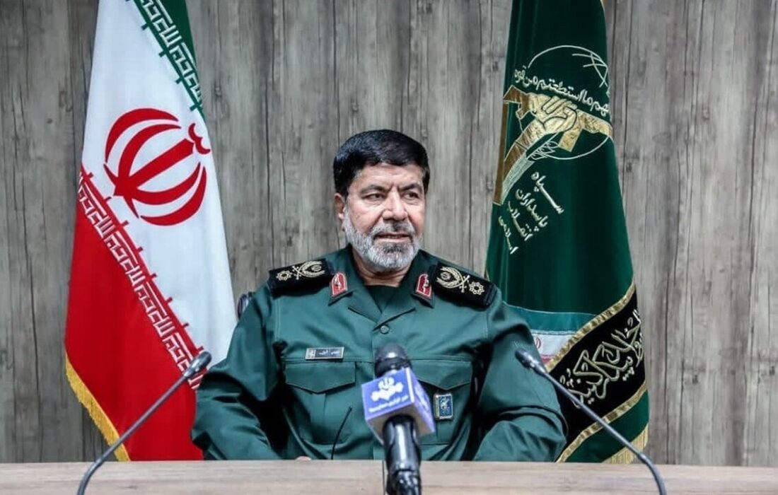 سردار شریف: اگر در روایت اول تعلل کنیم، دشمن با طرح شبهاتی مثل «چرا جنگ شروع شد؟» افکار عمومی را منحرف میکند/ رژیم پهلوی در حال احیای وجهه خود است