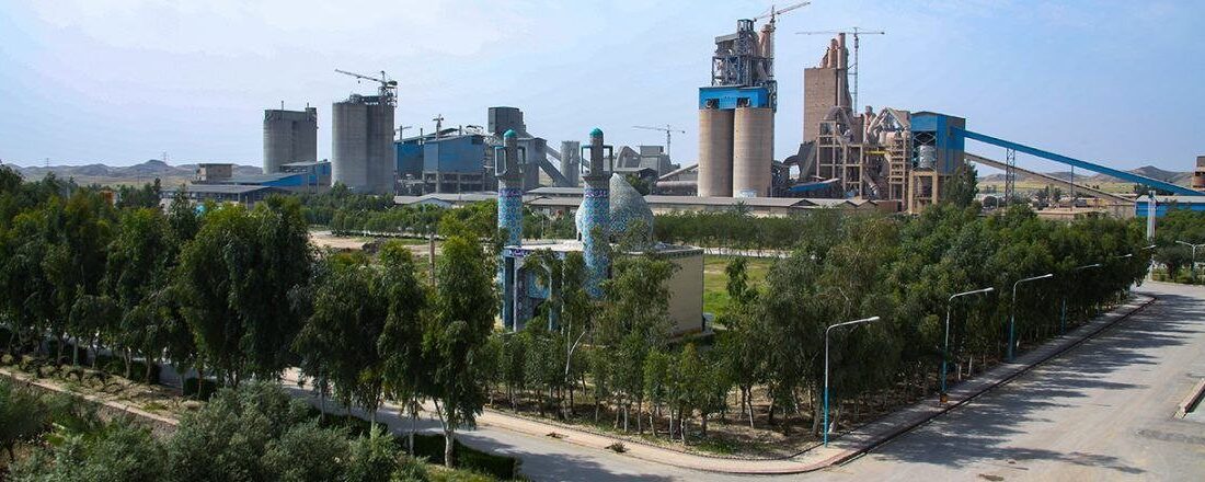 عملکرد موفق مدیر عامل شرکت سیمان خوزستان در مسیر توسعه و تولید در نیمسال اول سال ۱۴۰۴