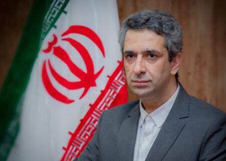 معاون دفتر رئیس‌جمهور: عذرخواهی از مردم نشانه ضعف نیست؛ مایه عزت دولت است