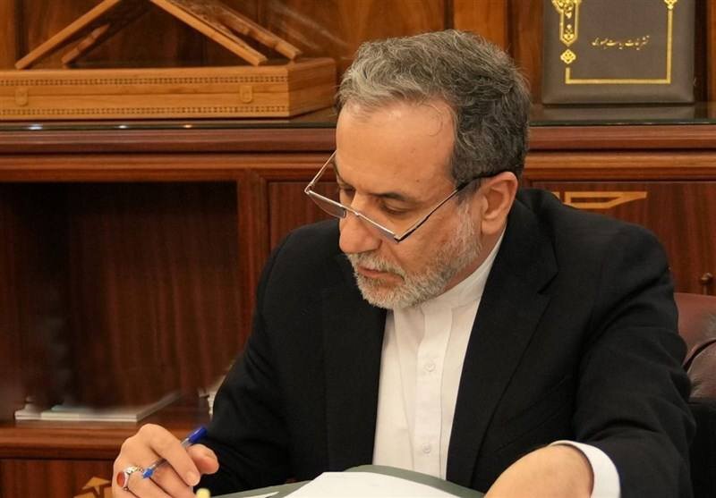 یادداشت مشترک مهاجری، معزی و قوچانی؛ واکاوی تخریب عراقچی بعد از جنگ ۱۲ روزه/ ملت از وزیر خارجه انتظار دارد که «وزیر صلح» باشد نه «وزیر جنگ»!