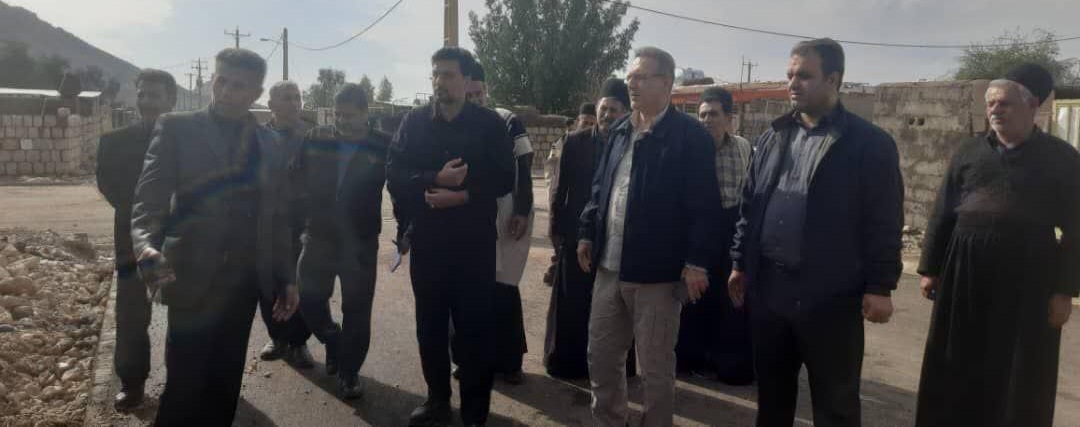 اشکان مرادی فرماندار لالی به همراه مدیرکل امور عشایر و معاونت کمیته امداد استان خوزستان در بازدید میدانی از مناطق سیل‌زده:ساماندهی سریع خسارات و حمایت از روستاییان و عشایر در اولویت است
