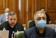 انتقاد تند از نصب گسترده تصاویر زاکانی در شهر و نماز جمعه/ عضو شورا: بودجه شهر صرف حکمرانی نمایشی می‌شود