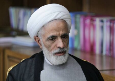 انصاری: هوش مصنوعی، مبانی سنتی حقوق را به چالش می‌کشد