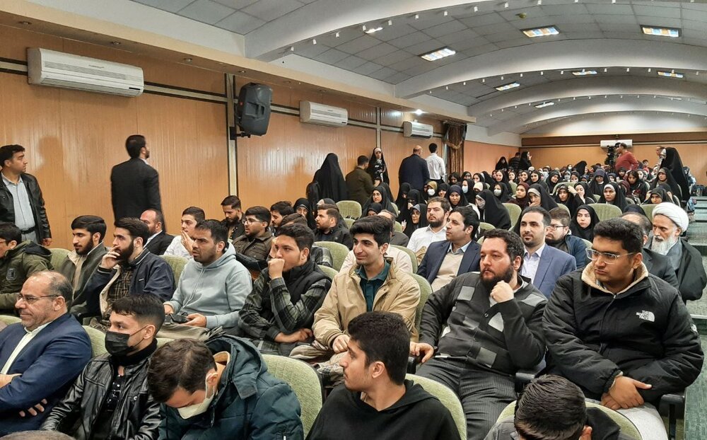 حضور معاون اول قوه قضائیه در دانشگاه مذاهب اسلامی به مناسبت روز دانشجو