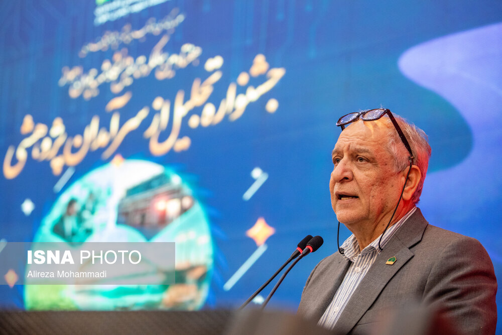 دانش‌محور نبودن سیاست‌گذاری‌های کشور علت اصلی ناترازی‌هاست