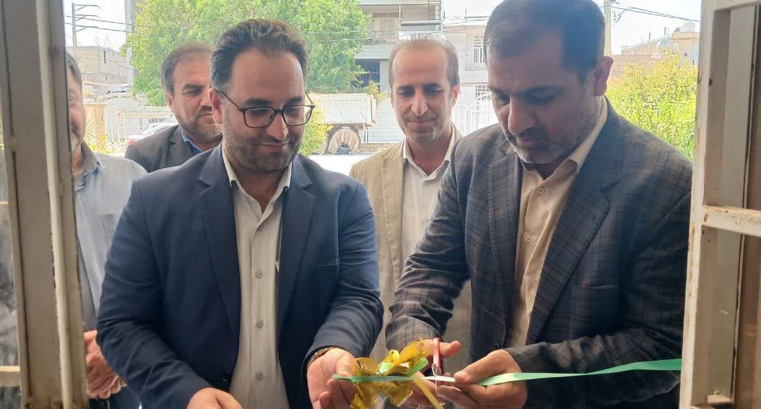 گفتگوی اختصاصی بهرام جمالپور رییس اداره فرهنگ و ارشاد اسلامی شهرستان لالی با رسانه سارای خبر به مناسبت افتتاح نمایشگاه بزرگ کتاب در لالی؛ جمالپور از اهداف نمایشگاه بزرگ کتاب در این شهر می‌گوید