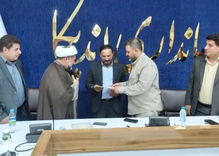 مراسم تودیع و معارفه رئیس دفتر ارتباطات مردمی نماینده مجلس در شهرستان اندیکا برگزار شد