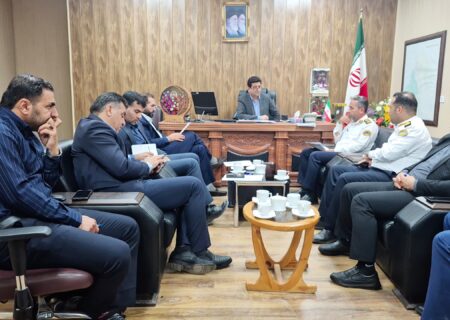 خطر ریزش سنگ جاده گدار اندیکا در شورای ترافیک بررسی شد