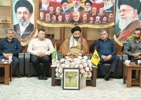 دیدار مدیران و ورزشکاران باشگاه پارسیان با امام‌جمعه مسجدسلیمان